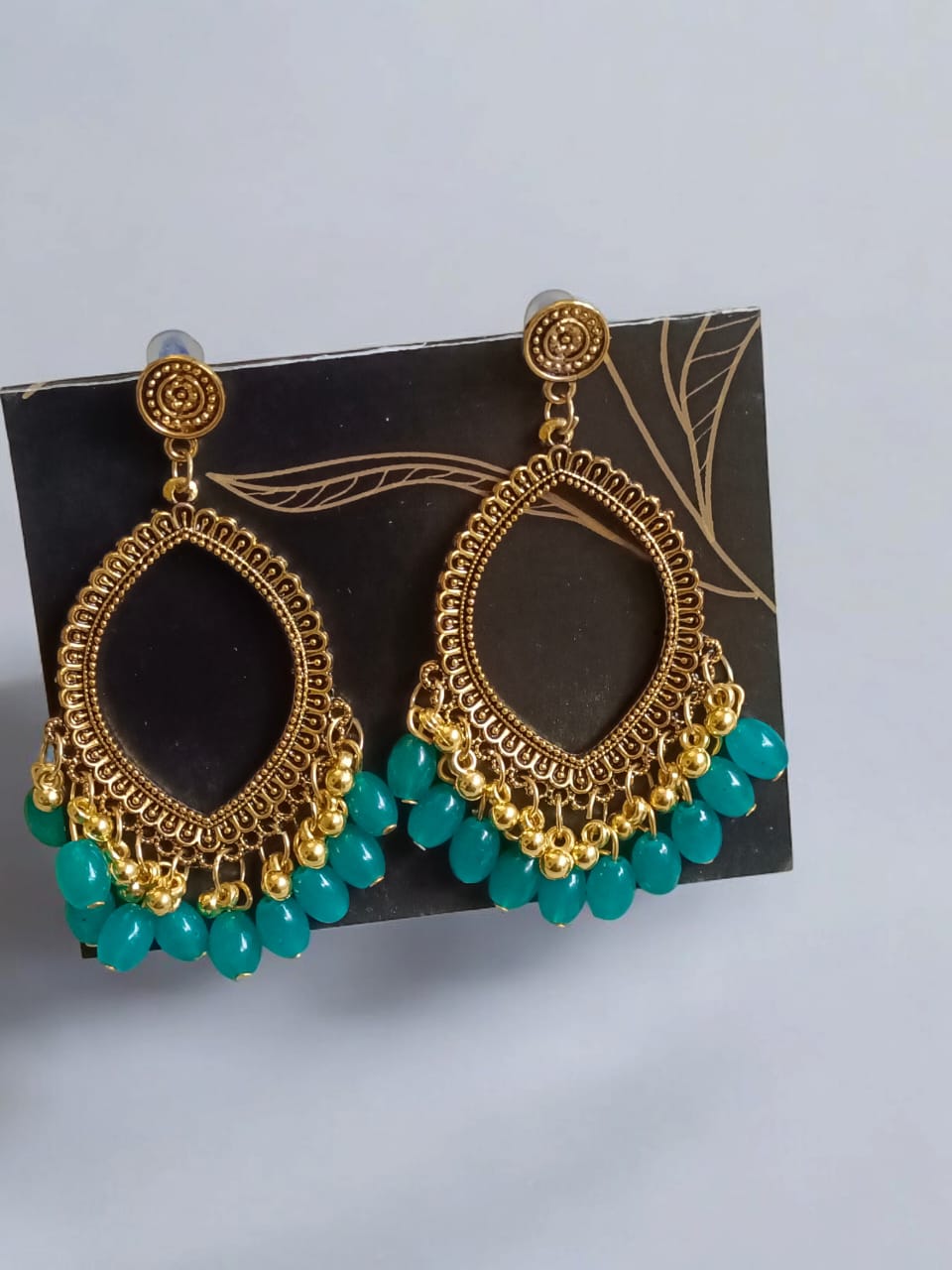 EAR RING JHUMKA GOLD WITH MOTI
