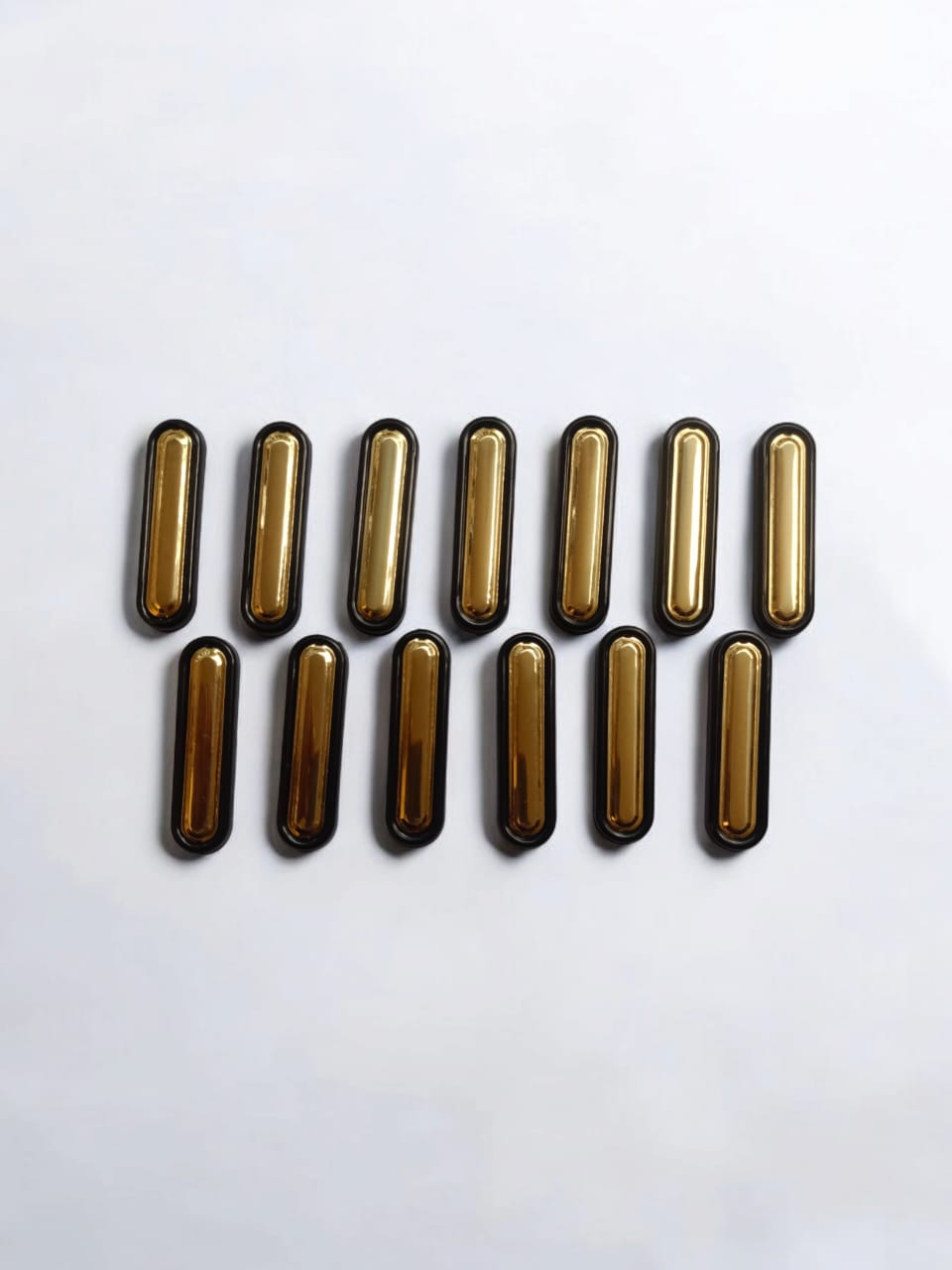 A.P ACRYLIC ROAMN NO SET GOLD AND BLACK 1.5 INCH